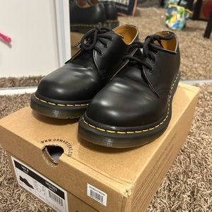 Dr. Martens 1461 women’s smooth leather
